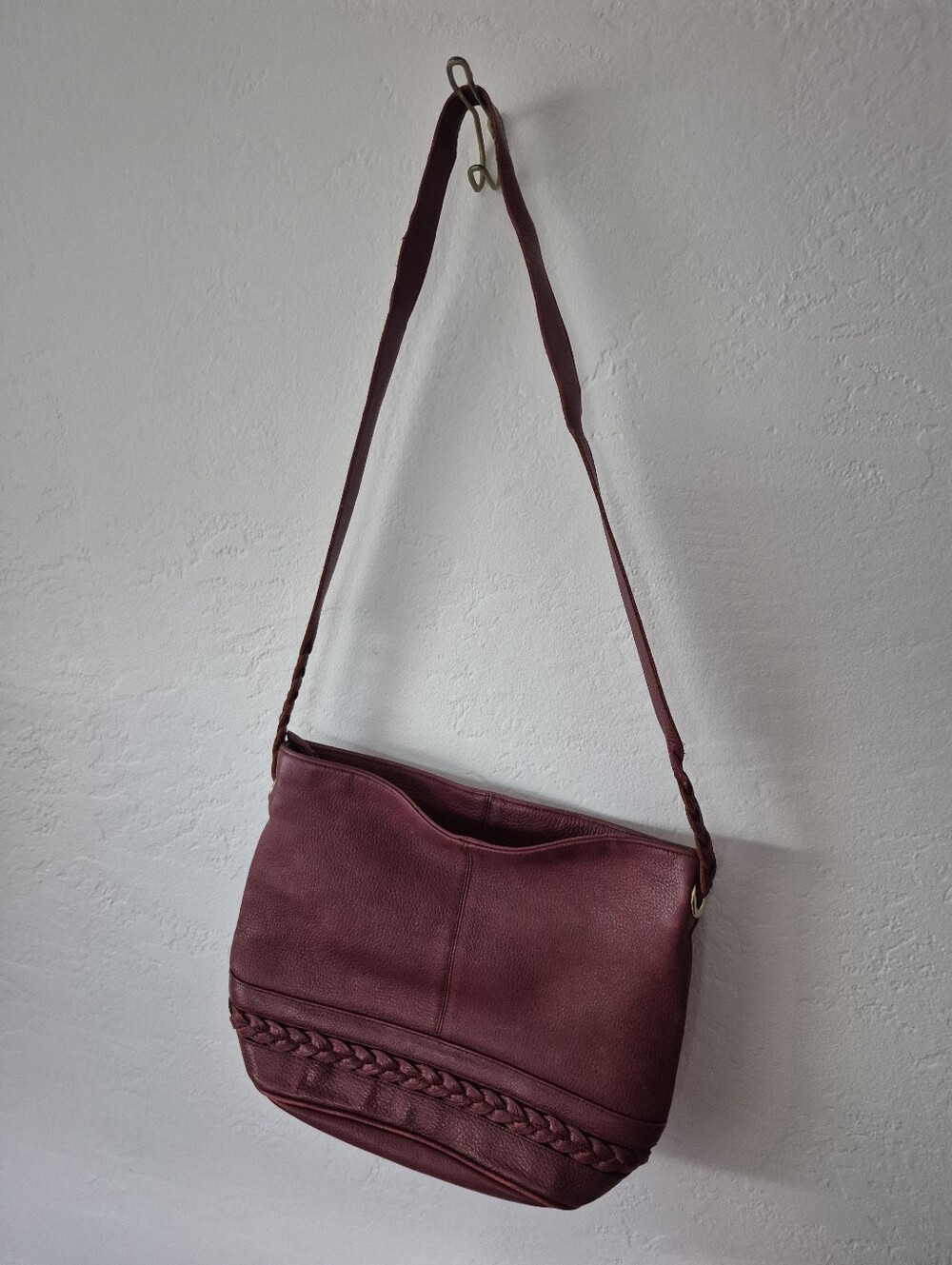 Y2K Braided Accent Shoulder Bag Burgundy